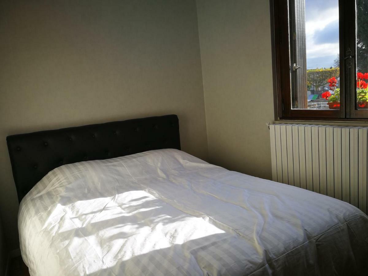 Chambre Noisy Bagian luar foto